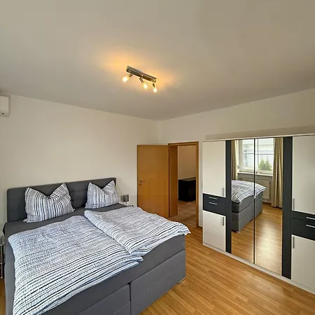 Geraeumige Monteurwohnung In Альценау