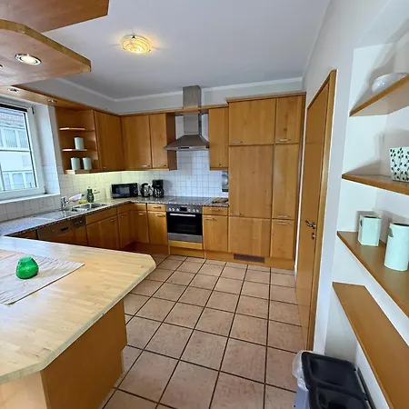 Geraeumige Monteurwohnung In