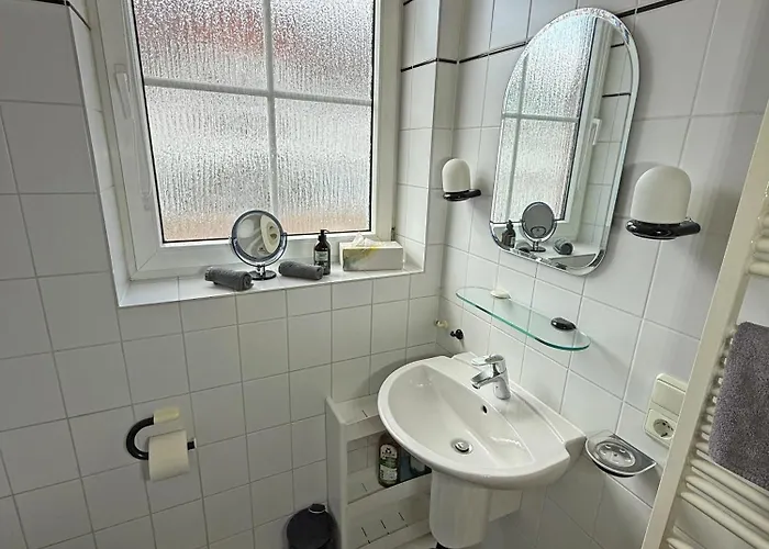 Апартаменты Geraeumige Monteurwohnung In