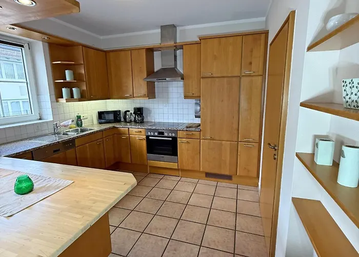 Geraeumige Monteurwohnung In