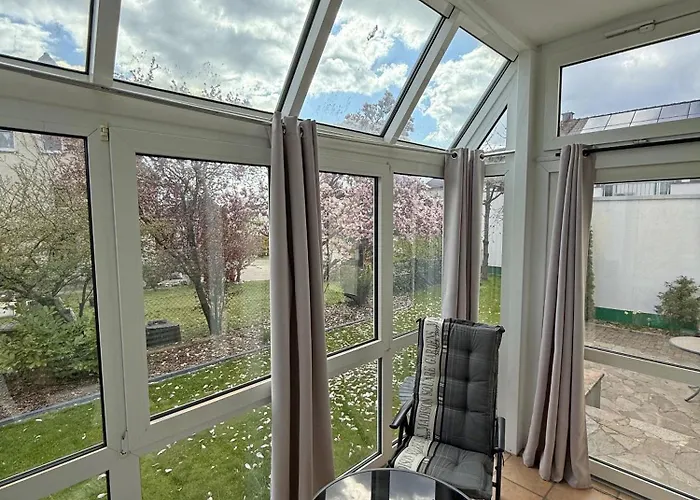 Geraeumige Monteurwohnung In Apartment Alzenau in Unterfranken